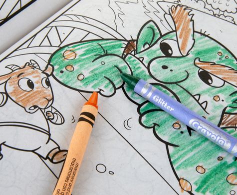 Mini Kids Розмальовка "Улюблені казки", 96 сторінок та додатково наліпки